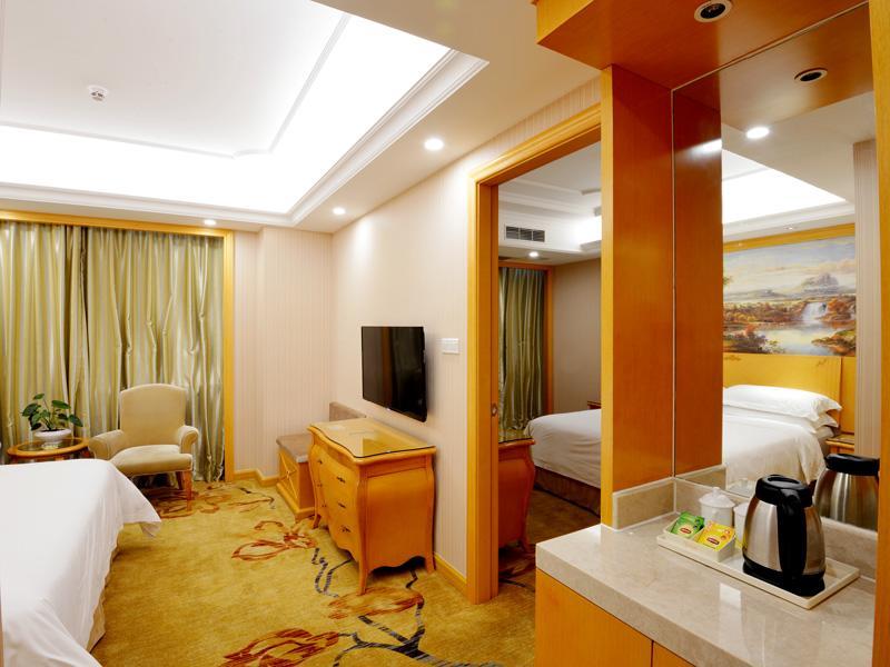 Vienna International Hotel Shenzhen Guangming Avenue Exterior photo