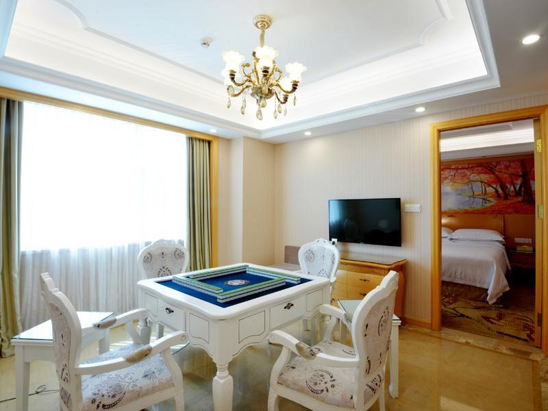 Vienna International Hotel Shenzhen Guangming Avenue Exterior photo